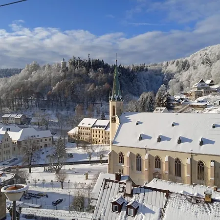 아파트 Albreit 2 *